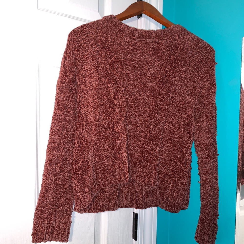 Forever 21 Burnt Orange Sweater. Size Small.